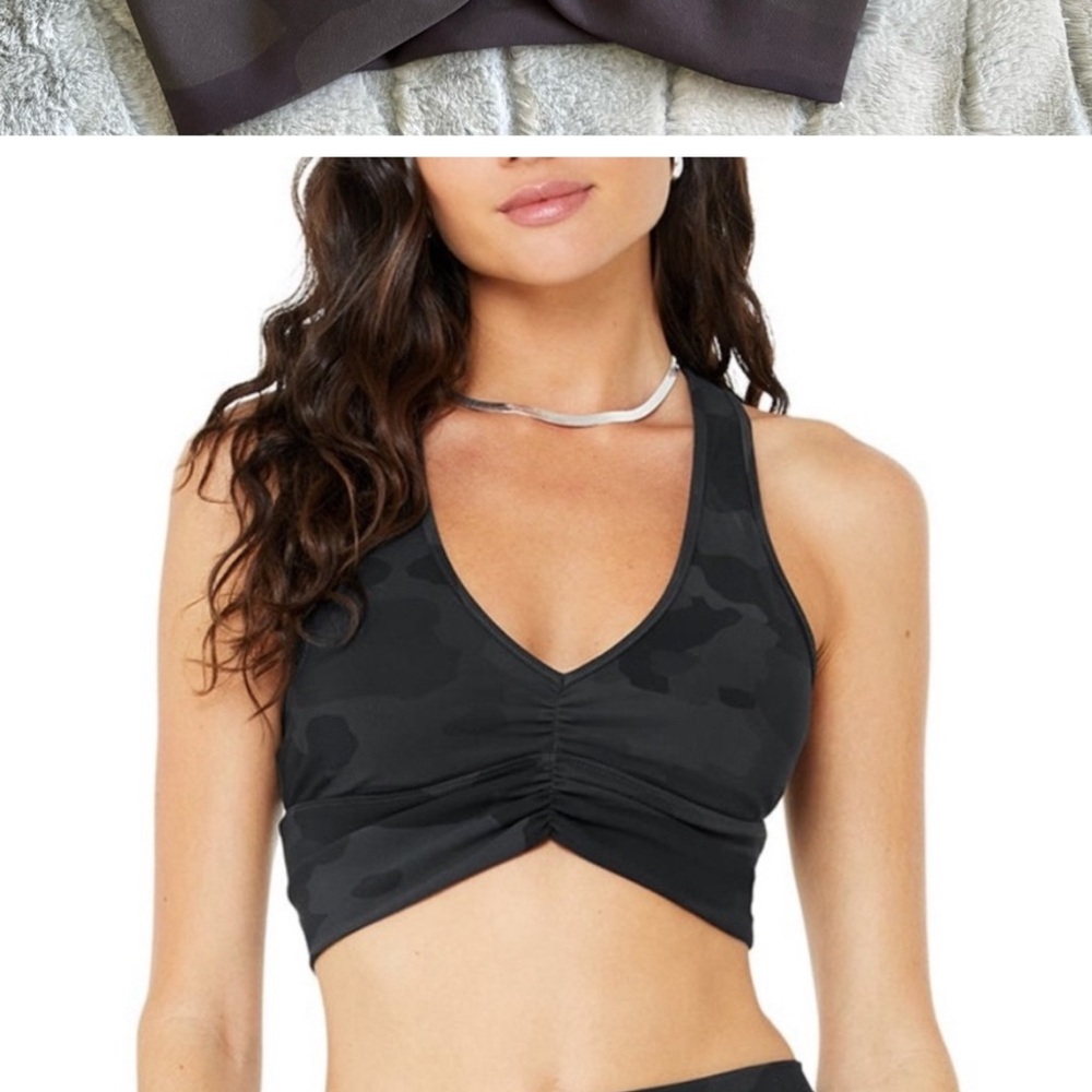 Alo Yoga Wild Thing bra